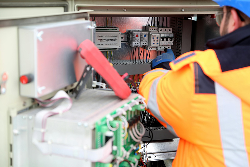 Avoid Commercial Electrical Issues | Carl Ashley Electrical Services